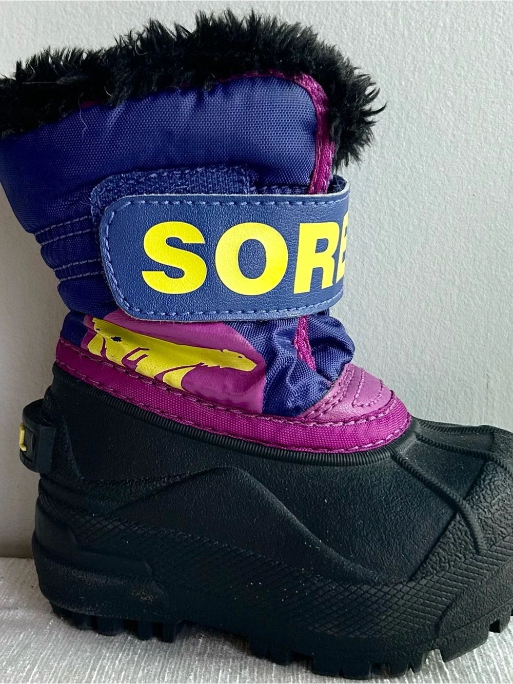 SOREL snow commander toddler boots size 4 excellent !! ⭐️
